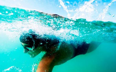 5 TIPS para practicar deportes en el mar